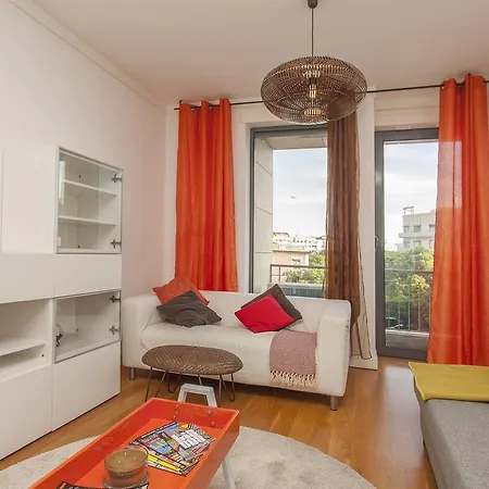 Apartament Cosy With Pool And Garage *